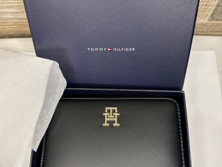 Portmoneu Nou Și Original Tommy Hilfiger