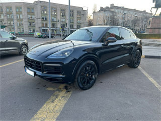 Porsche Cayenne Coupe foto 2