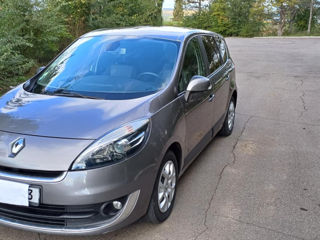 Renault Grand Scenic foto 7