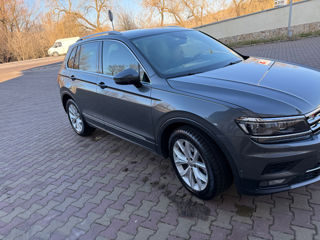 Volkswagen Tiguan foto 3