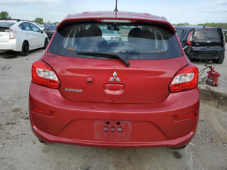 Mitsubishi Mirage foto 4