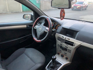 Opel Astra foto 8