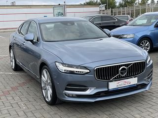 Volvo S90 foto 1