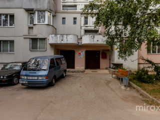 Apartament cu 3 camere, 72 m², Botanica, Chișinău foto 17