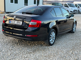 Skoda Octavia foto 3