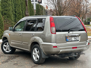 Nissan X-Trail foto 4