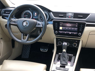 Skoda Superb foto 12