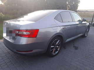 Skoda Superb foto 4