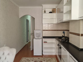 Apartament cu 1 cameră, 40 m², Botanica, Chișinău foto 1