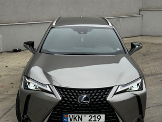 Lexus UX foto 7