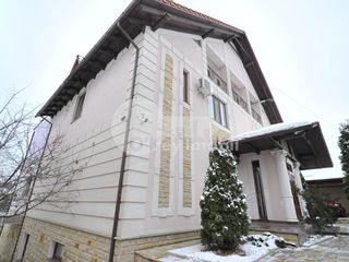 Casă, 3 nivele, 700 mp, Dumbrava, 290000 € ! foto 12