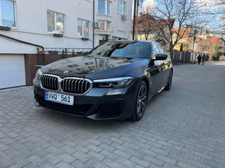 BMW 5 Series foto 4