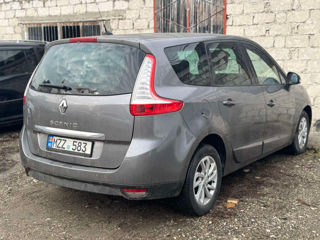 Renault Grand Scenic foto 6