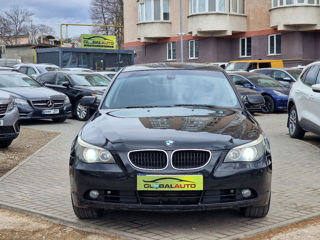 BMW 5 Series foto 2