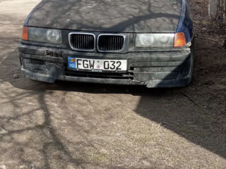 Bmw e36 foto 2