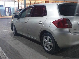 Toyota Auris foto 3