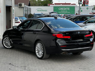 BMW 5 Series foto 3