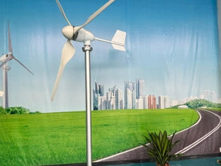Turbină eoliană  foto 0