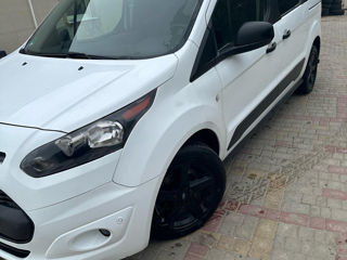 Ford Transit Connect foto 2