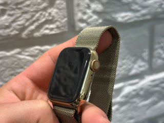 Apple Watch seria 8 Gold Titan foto 3