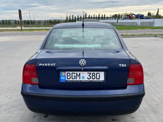 Volkswagen Passat foto 7