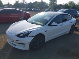 Tesla Model 3 foto 3