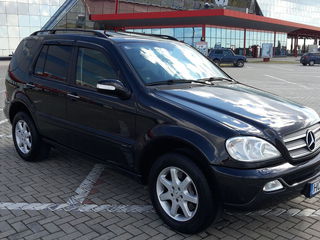 Mercedes ML Class foto 1