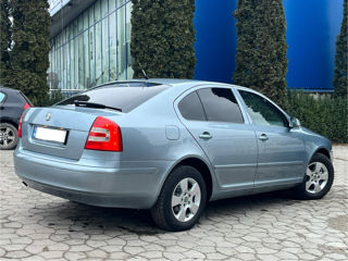 Skoda Octavia foto 3