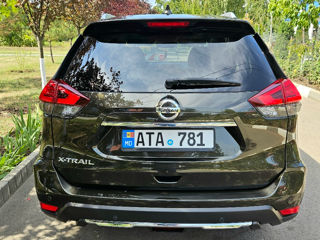 Nissan X-Trail foto 2