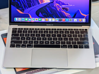 MacBook Air Retina 2019 (Core i5 8210Y/8Gb Ram/128Gb SSD/UHD Graphics/13.3" Retina) foto 6