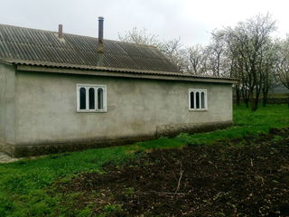 Casa in satul Schineni Soroca..finisata in 2007 foto 3