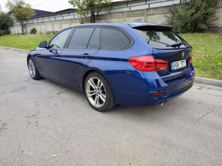 BMW 3 Series Touring foto 4