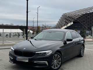 BMW 5 Series foto 2