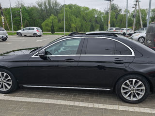 Mercedes E-Class foto 2