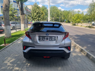 Toyota C-HR foto 6