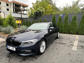 BMW 5 Series foto 1