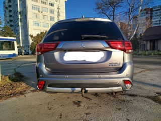 Mitsubishi Outlander foto 4