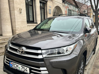 Toyota Highlander foto 2