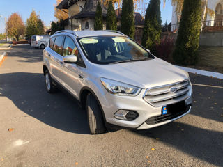 Ford Kuga foto 10