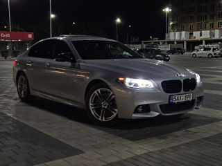 BMW 5 Series foto 7