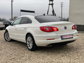 Volkswagen Passat CC foto 4