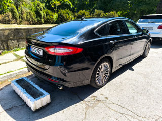 Ford Fusion foto 3