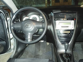 Toyota Caldina foto 1