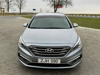 Hyundai Sonata foto 2