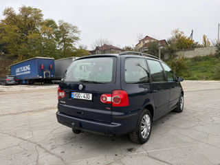 Volkswagen Sharan foto 4