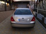 Ford Mondeo foto 2