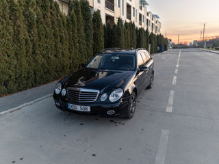 Mercedes E-Class foto 2