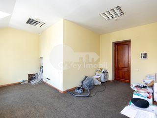 Chirie oficiu, 135 mp, euroreparație, Centru, 1350 € ! foto 7