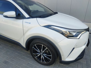 Toyota C-HR foto 5