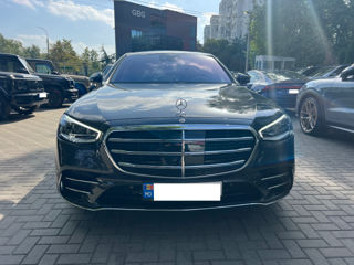 Mercedes S-Class foto 1